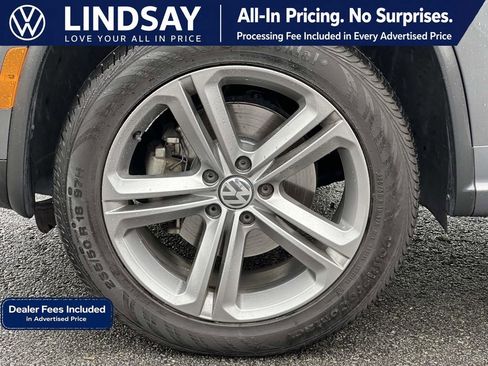 Used 2017 Volkswagen Tiguan Sport FWD image 8
