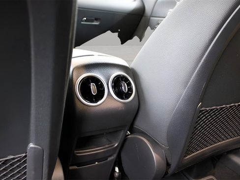 Used 2025 Mercedes-Benz GLA 250 image 20