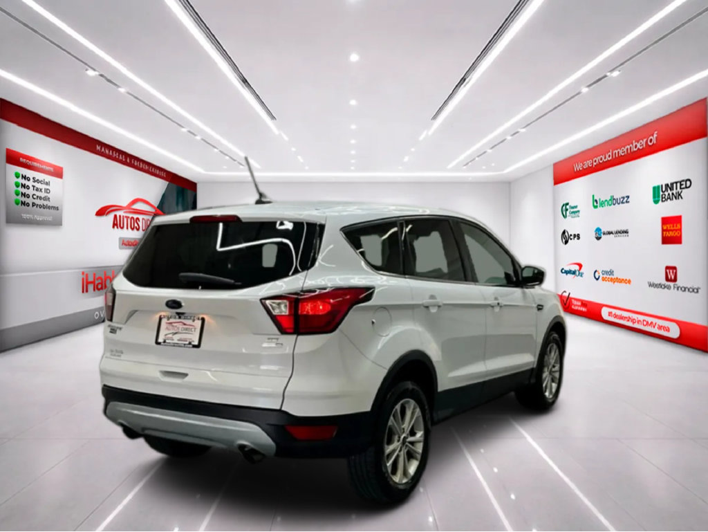 Used 2019 Ford Escape SE AWD/4WD image 8