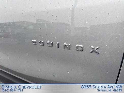 Used 2024 Chevrolet Equinox LT AWD/4WD image 12