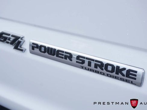 Used 2022 Ford F350 Platinum AWD/4WD image 4