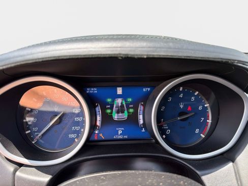 Used 2019 Maserati Ghibli S GranLusso RWD image 25