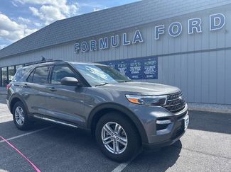 Certified 2022 Ford Explorer XLT w/ Equipment Group 202A image 1