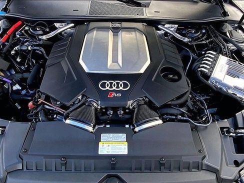 Used 2024 Audi RS 7 Performance image 26