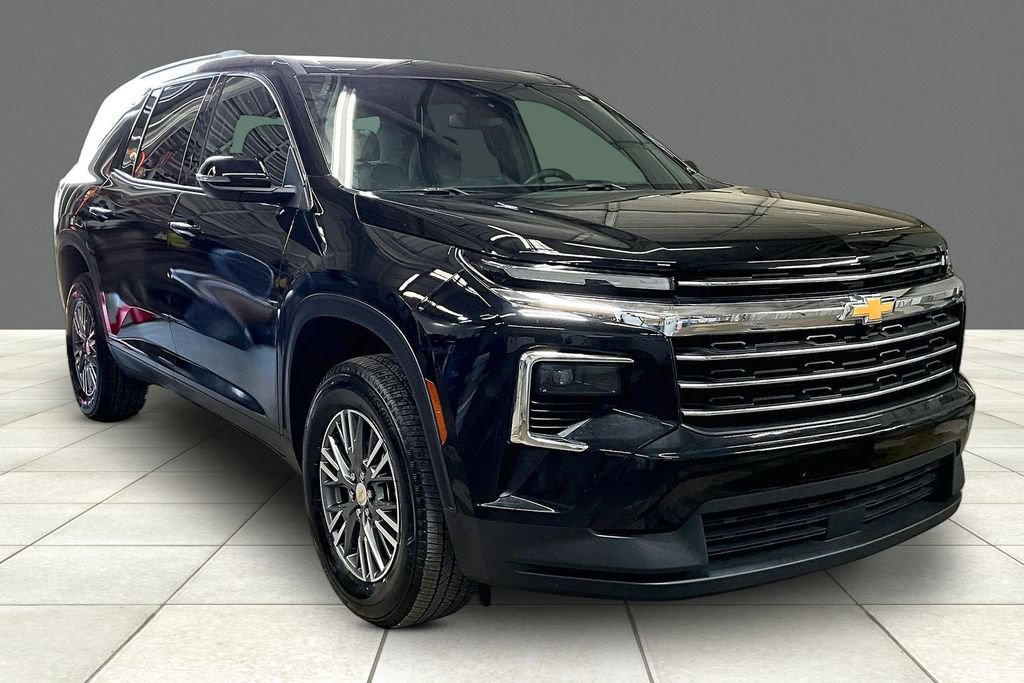 Certified 2025 Chevrolet Traverse LT FWD image 10