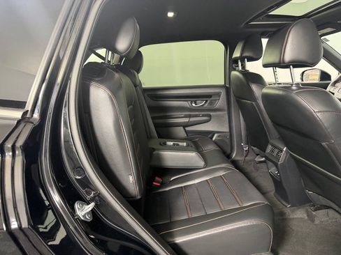 Used 2025 Honda CR-V Sport-L image 28