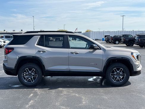 New 2026 GMC Terrain AT4 AWD/4WD image 10