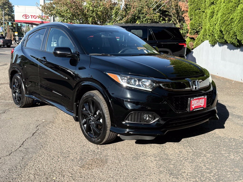 Used 2021 Honda HR-V Sport image 2