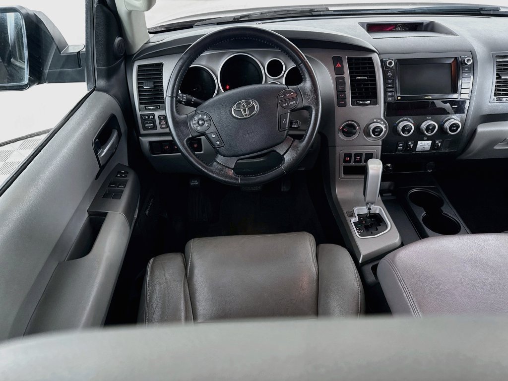 Used 2012 Toyota Sequoia Limited AWD/4WD image 19