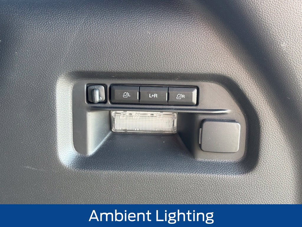 Used 2025 Ford Explorer ST-Line w/ Premium Package AWD/4WD image 41