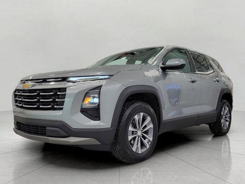 Used 2025 Chevrolet Equinox LT AWD/4WD image 12