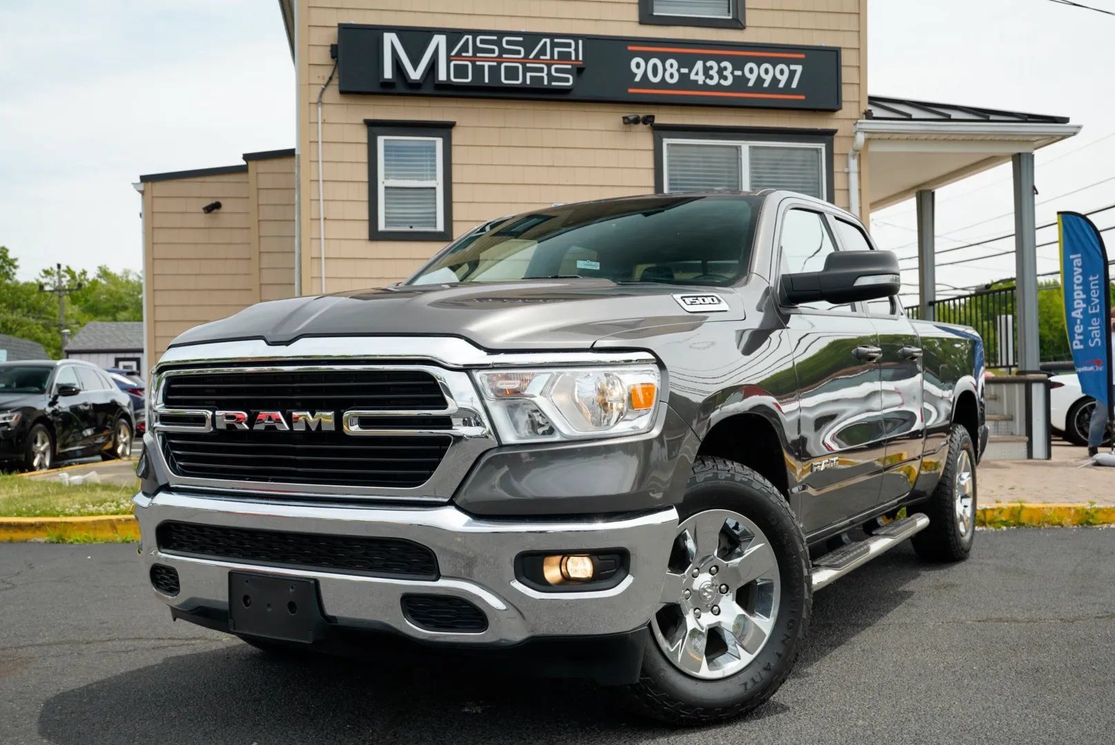 Used 2021 RAM 1500 Big Horn AWD/4WD image 1