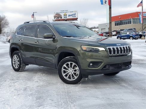 Used 2021 Jeep Cherokee Latitude Lux w/ Comfort/Convenience Group image 1