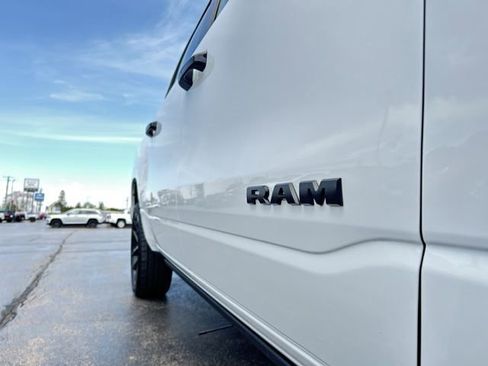 Used 2023 RAM 1500 Laramie AWD/4WD image 16