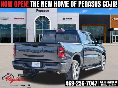 New 2026 RAM 1500 Express RWD image 5