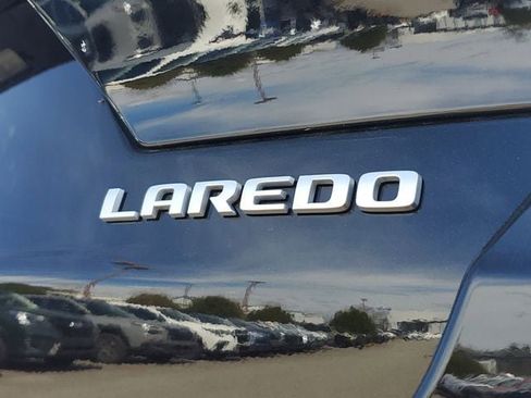 New 2026 Jeep Grand Cherokee Laredo image 7