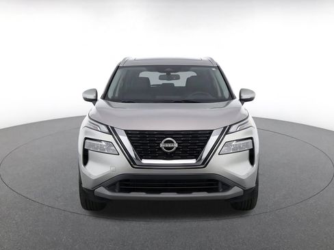 Used 2026 Nissan Rogue SL AWD/4WD image 2