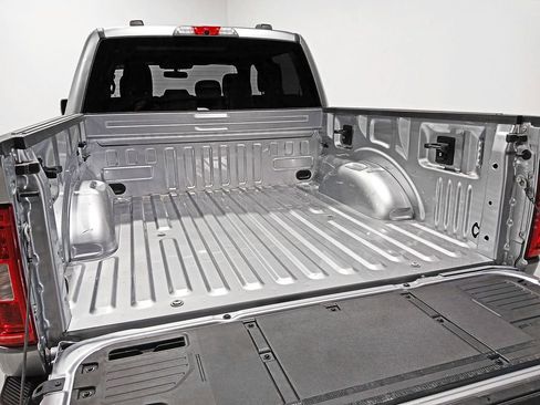 Used 2022 Ford F150 XLT w/ Equipment Group 302A High image 7