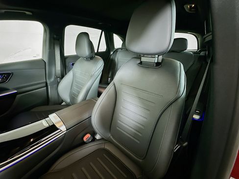 New 2026 Mercedes-Benz GLC 300 4MATIC image 21