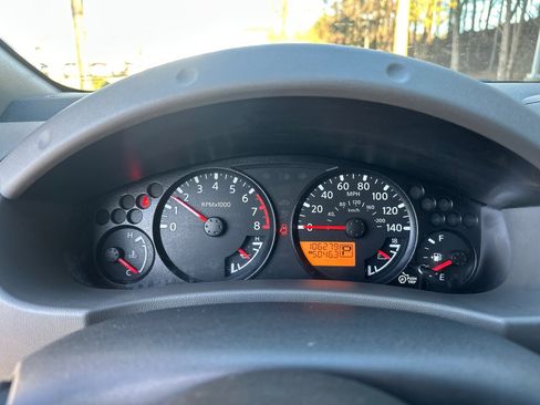 Used 2011 Nissan Xterra X image 25