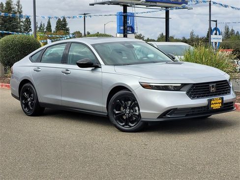New 2025 Honda Accord SE image 1