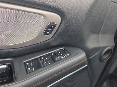 Certified 2025 Ford Expedition Active AWD/4WD image 18