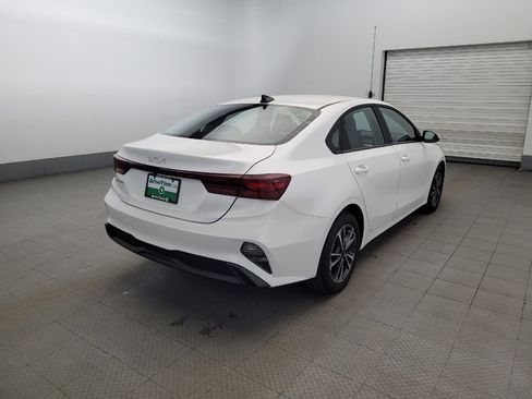 Used 2024 Kia Forte LXS image 9