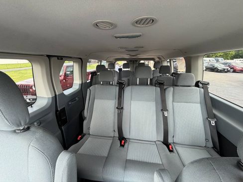 Used 2015 Ford Transit 350 XLT RWD image 13