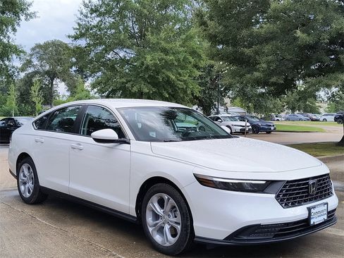 New 2025 Honda Accord LX image 5