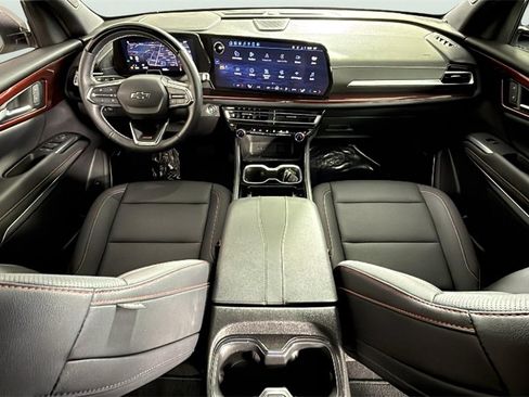 Certified 2025 Chevrolet Traverse Z71 w/ Enhanced Driving Package image 34