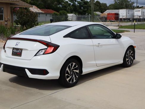Used 2018 Honda Civic LX-P image 9