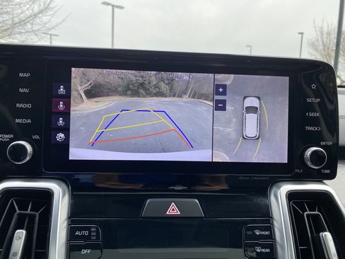 Used 2021 Kia Sorento SX image 26