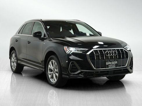 Used 2025 Audi Q3 2.0T Premium image 7