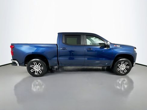Used 2020 Chevrolet Silverado 1500 LT w/ True North Edition AWD/4WD image 9