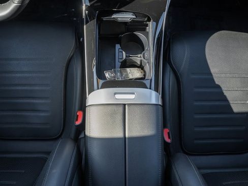 Used 2022 Mercedes-Benz C 300 4MATIC Sedan image 26