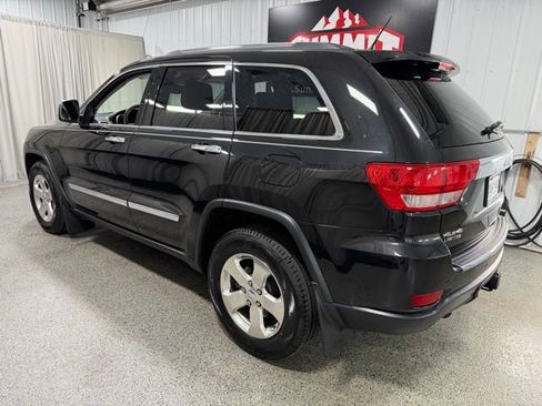 Used 2013 Jeep Grand Cherokee Limited AWD/4WD image 6