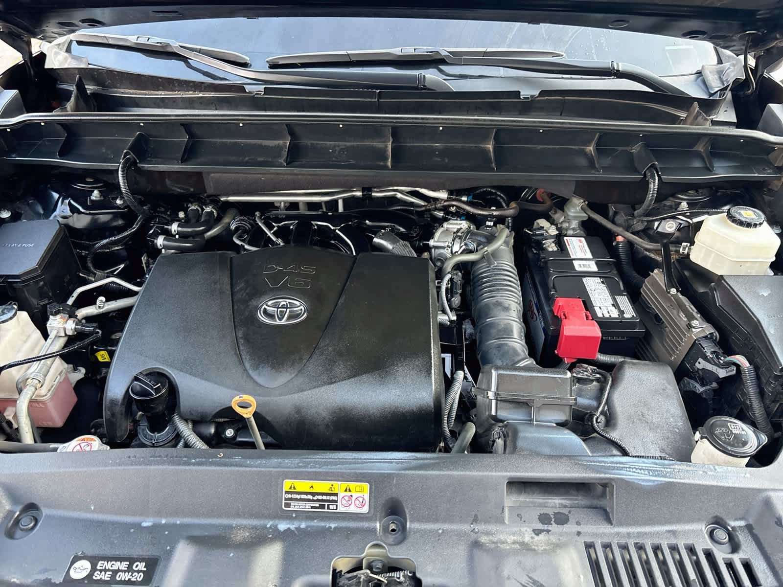 Used 2021 Toyota Highlander XLE FWD image 26