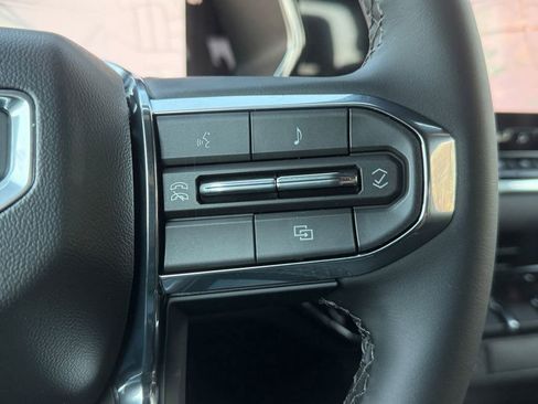 New 2026 GMC Canyon Elevation w/ Convenience Package RWD image 25