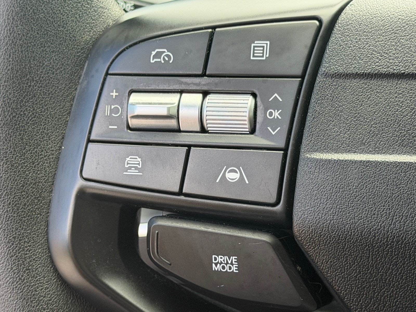 Used 2025 Kia K4 FWD image 38