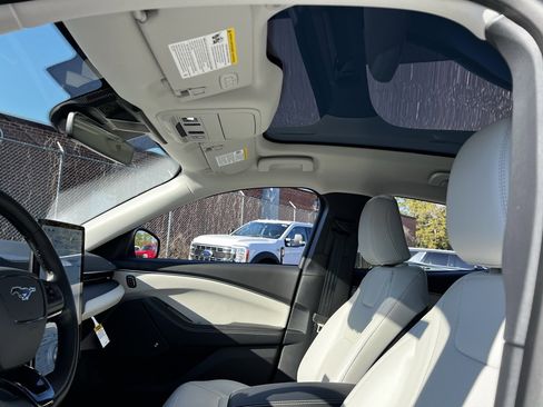 New 2025 Ford Mustang Mach-E Premium image 15