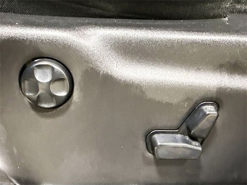 Used 2017 Jeep Grand Cherokee Altitude image 20