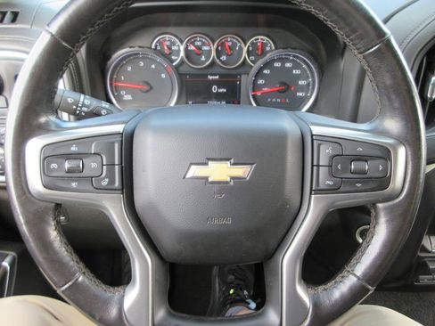 Certified 2022 Chevrolet Silverado 2500 LT w/ Convenience Package AWD/4WD image 27