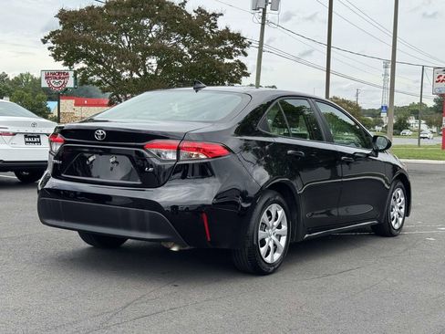 Used 2026 Toyota Corolla LE FWD image 21