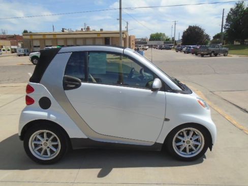 Used 2008 smart fortwo passion RWD image 9