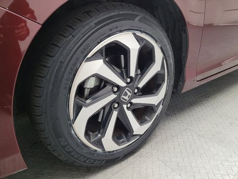 Used 2016 Honda Accord EX image 31