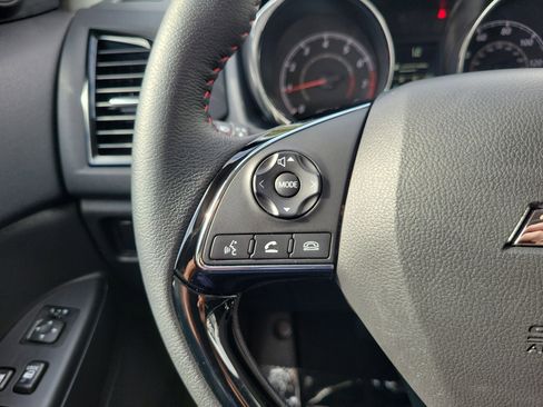 Used 2025 Mitsubishi Outlander Sport LE image 18