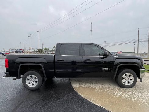 Used 2018 GMC Sierra 1500 SLE AWD/4WD image 8