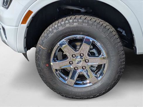 New 2025 Ford Ranger XLT w/ Equipment Group 301A High image 16