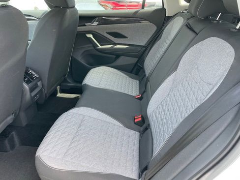 Certified 2025 Volkswagen Tiguan S AWD/4WD image 7