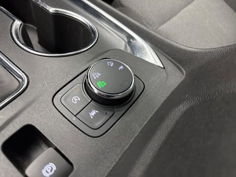 Used 2022 Chevrolet Traverse LT w/ LPO, 'HIT The Road' Package image 20